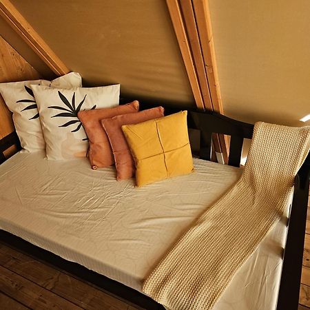Aquamare Beach Camp Resort Siquijor Bagian luar foto